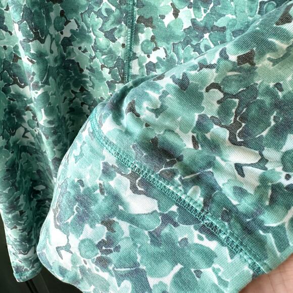 NEW Isaac Mizrahi Live! QVC Soho Printed 3/4 Sleeve Top Sz M Green Floral Soft - Picture 4 of 6